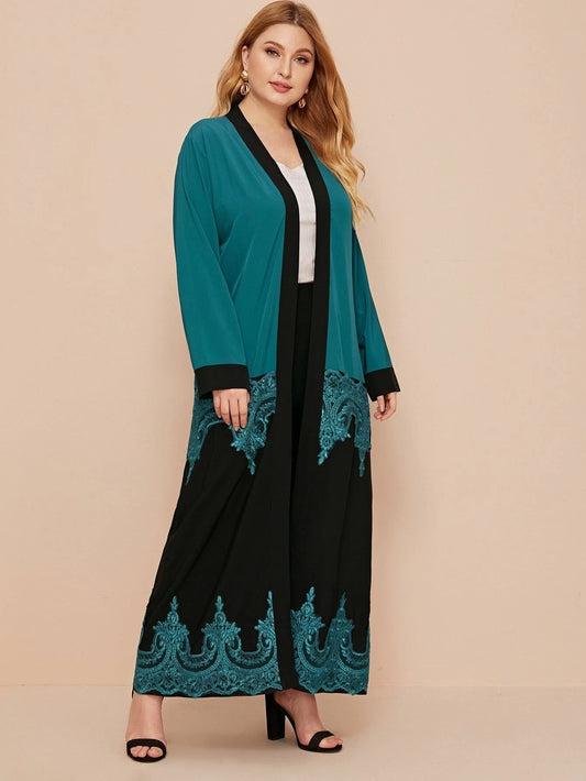 Elegant & Timeless: Women's Lace Hollow Splice Cardigan Robe